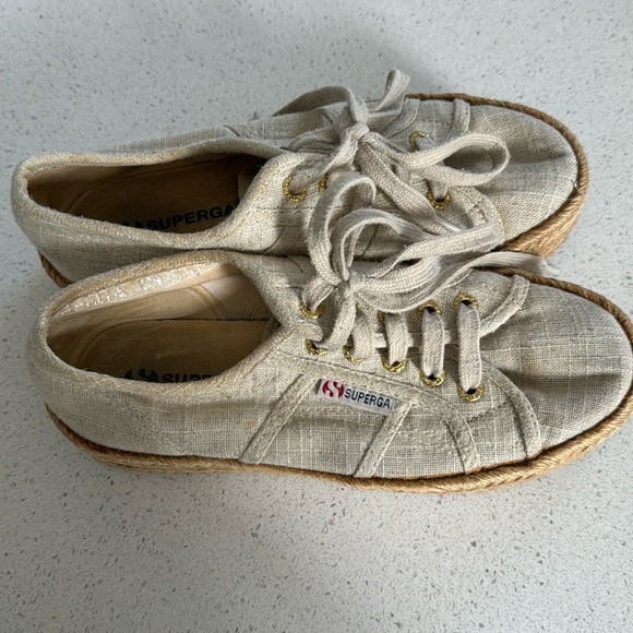 ๐ SUPERGA 2730 Womens Espadrilles Platform Classic Flat Canvas Cream Size 6๐ - Picture 1 of 5